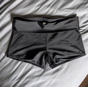 Kona Sol Full Coverage Midrise Boyshorts Black